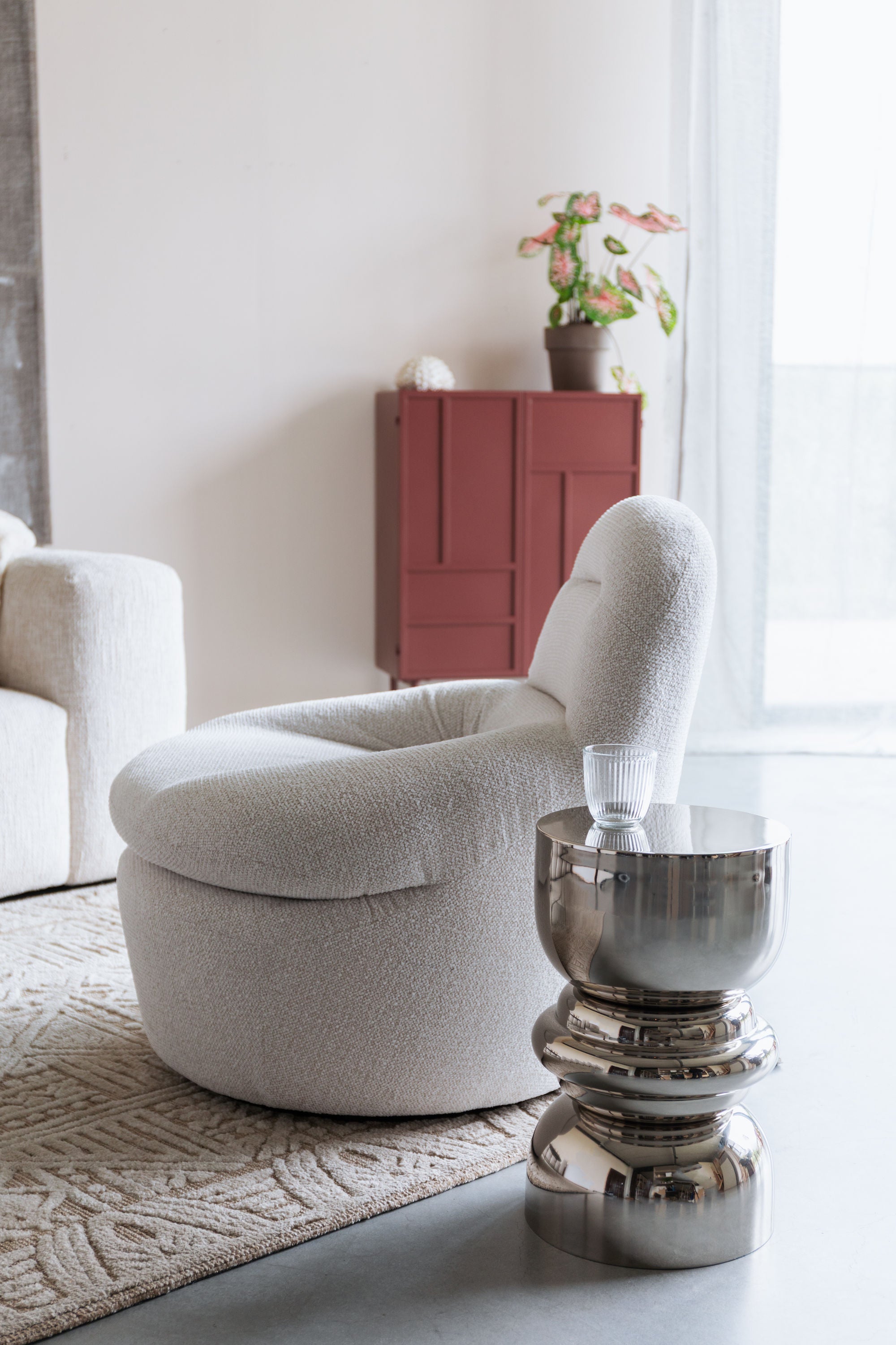 Velvoro White Boucle Swivel Lounge Chair